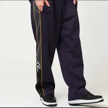 그라니프 x 죠죠 DIO 폴나레프 계단을 내려갔다 트랙 팬츠 M