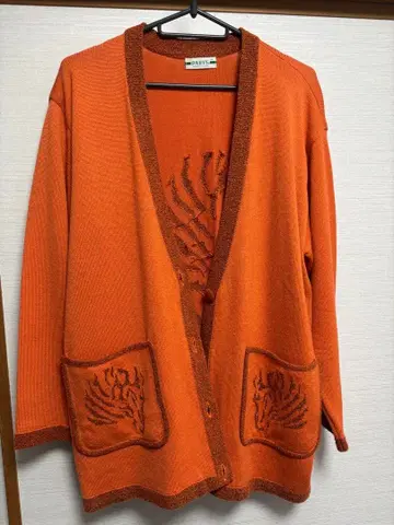 오렌지 제브라 패턴 자수 긴팔 가디건