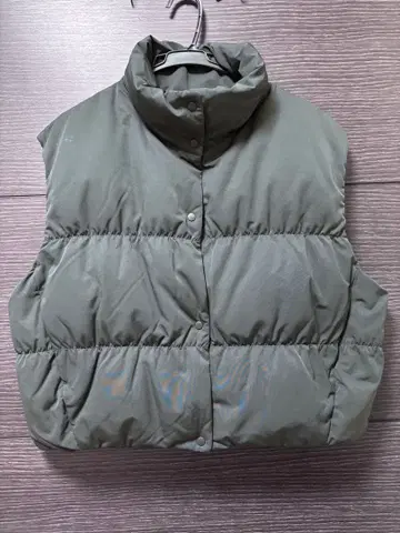 UNIQLO:C / 유니클로 C 크롭 다운 베스트 XXL