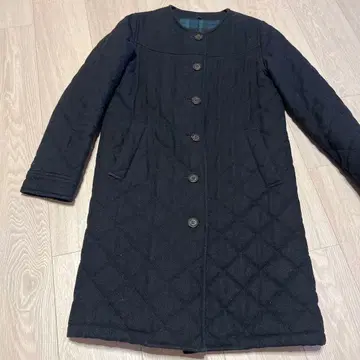 퀼팅 블랙 노카라 코트 무인양품