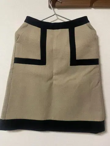 SYBILLA LUXURY SPORTWEAR 무릎 기장 스커트