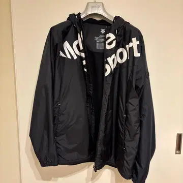 미사용 새상품 데상트 나일론 후드티