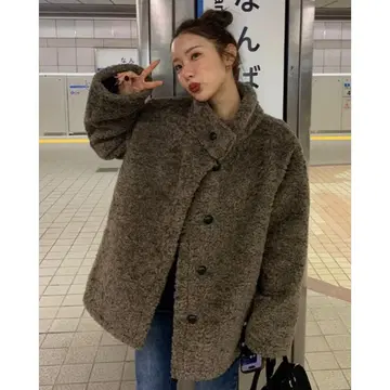 NUGU CANIE 보아 버튼 하프 코트