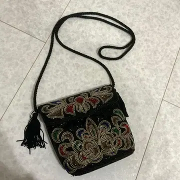 비즈 자수 숄더백 블랙 빈티지