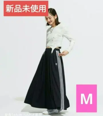 adidas 블랙 플레어 스커트 M