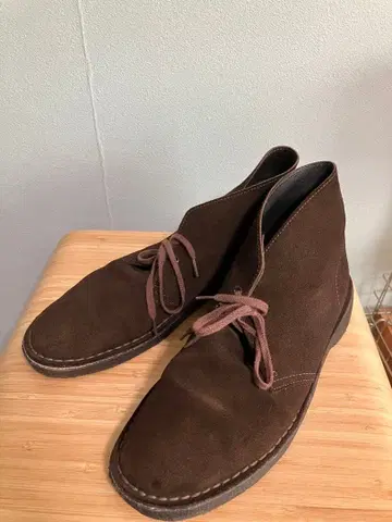 Clarks 클락스 브라운 스웨이드 처카 부츠
