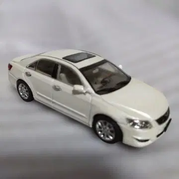 도요타 캠리 화이트 미니카 1/43