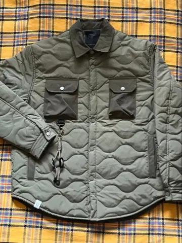 LUCKY HORN 충전솜 퀼팅 자켓