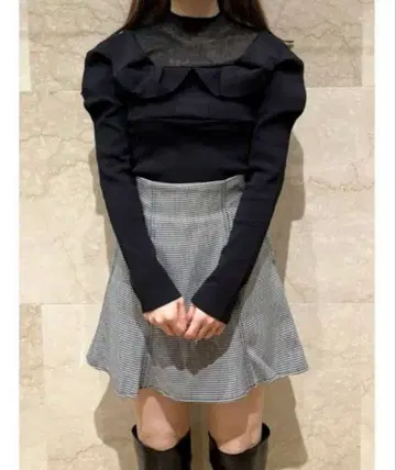 snidel 데콜테 시스루 도킹 니트 풀오버