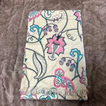 NEISHA CROSLAND 샤크로스랜드 대형 스톨