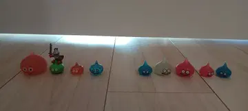 드래곤 퀘스트 작은 피규어 슬라임 등 29마리 레어 있음