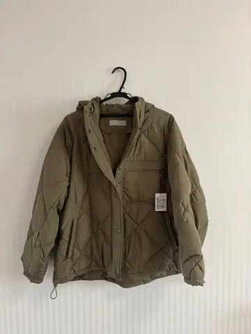 Anders and John Wad 퀼팅 자켓 올리브