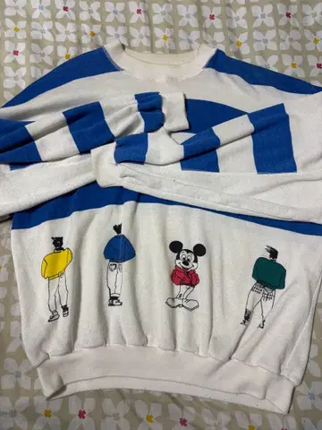 보더 롱 T 노브랜드