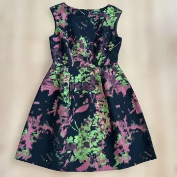 그레이스 콘티넨탈 자카드 플레어 원피스