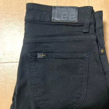 Lee x PeopleTree 피플트리 오가닉 코튼 블랙