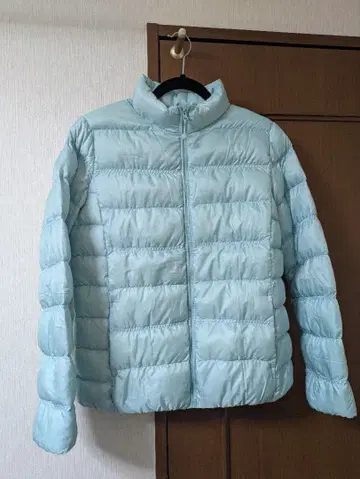 스카이블루 다운 자켓