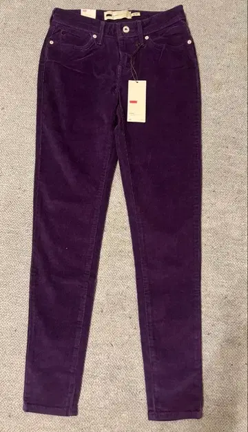 [ 새상품 ] 리바이스 퍼플 코듀로이 스키니 팬츠 4/27