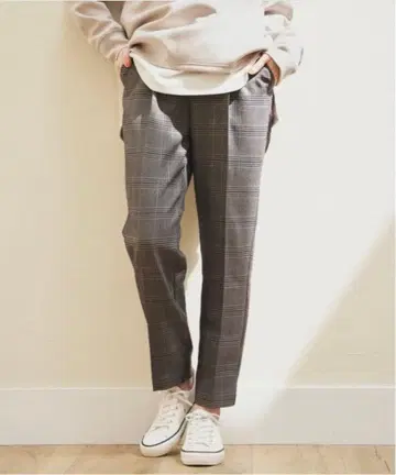 울리쉬 플란넬 테이퍼드 팬츠 M 사이즈 그레이 체크 무늬