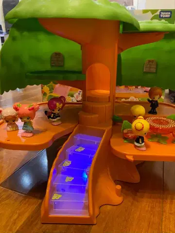 코에다짱 피아노 계단과 커다란 나무의 집 & 인형 테이블 세트 레어