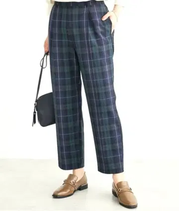 예쁜 실루엣 체크 팬츠 M 사이즈 네이비 x 그린 체크 무늬