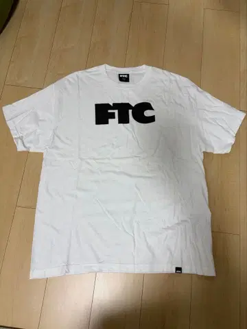 FLC 화이트 T셔츠 XL