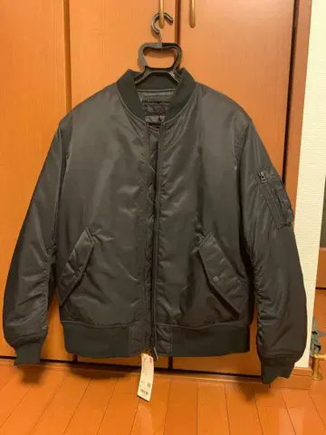 유니클로 MA-1 블루종 블랙 L