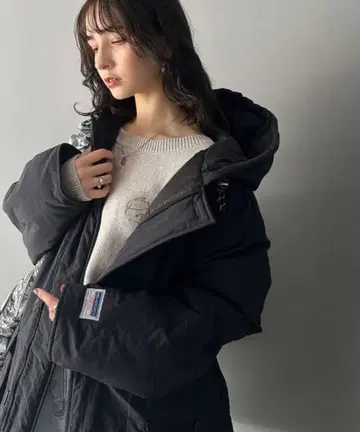 [ 미사용 새상품 ] Java 다운 자켓 M 사이즈