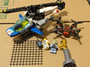 LEGO CITY 60207 경찰 헬리콥터 드론 추격 새상품급 단종