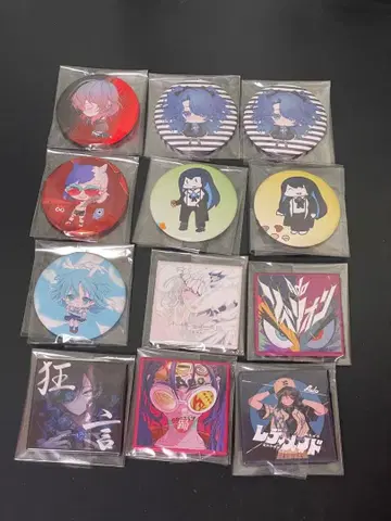 Ado 캔뱃지 세트