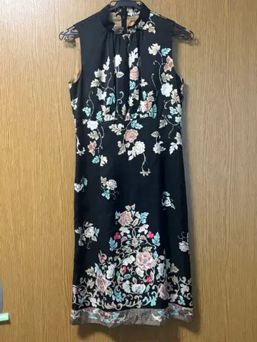 Sunanu 꽃무늬 자수 슬리브리스 원피스 36