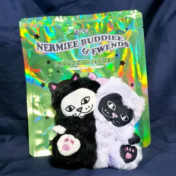 RIPNDIP 봉제 인형 할로윈