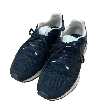 PUMA 스웨이드 메쉬 스니커즈 블랙