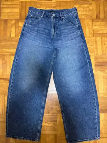 유니클로 배기 커브진 62BLUE 28인치