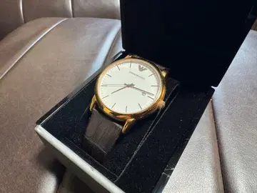 엠포리오 아르마니 손목시계 화이트 x 로즈 골드 브라운 가죽