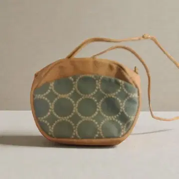 미나 페르호넨 탬버린 패턴 숄더백