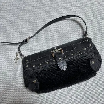 y2k 00s archive 스터드 엠보 원숄더백 핑다이