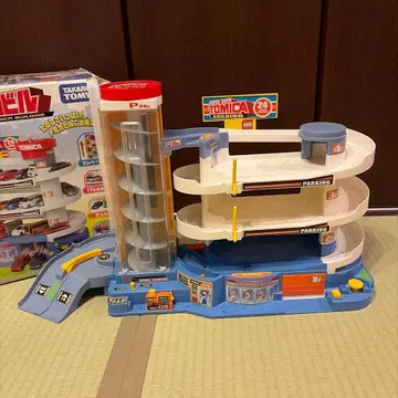 슈퍼 오토 토미카 빌딩