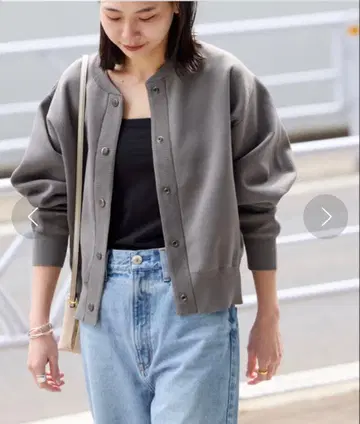 저널 스탠다드 워셔블 커브 슬리브 크롭 가디건