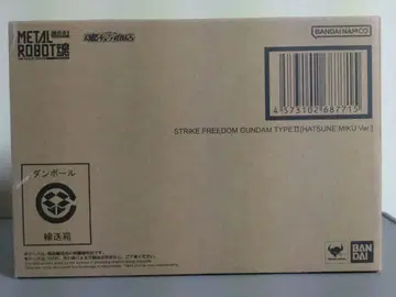 METAL ROBOT혼 스트라이크 프리덤 건담 (하츠네 미쿠 Ver.)