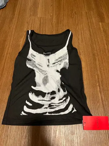 VIVIDAY 스켈레톤 프린트 탱크탑