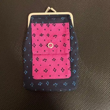 marimekko muija 포켓 부착 가마구치형 파우치 네이비 핑크