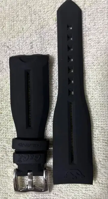 가가가밀라노 고무 벨트 블랙 크로노그래프 48mm 파네핀 포함 블랙