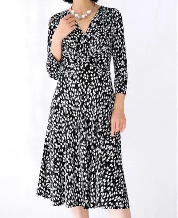 아모르 카프리스 EGERIE 에제리 저지 원피스