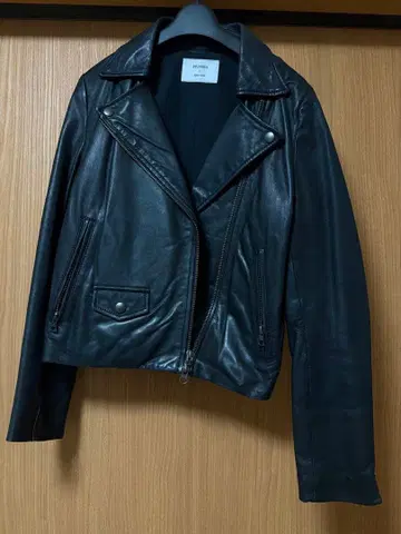 studious 블랙 가죽 더블 라이더 자켓