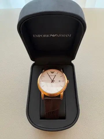[ EMPORIO ARMANI ] 가죽 손목시계