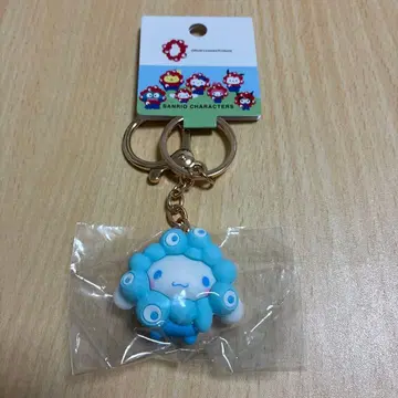 산리오 미야쿠미야쿠 변신 입체 마스코트 컬러 키링 하자품