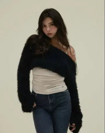 ANDMARY Aniya fluffy knit set black