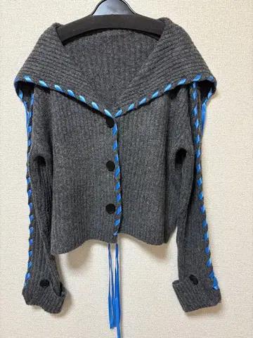 새상품 이번 시즌 meJane 가디건 리본 디테일 세일러 카라 그레이