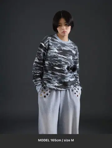 인기 FTW 써멀 카모 패턴 스웨터 M 사이즈