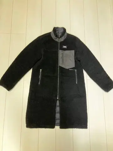 타이온 리버서블 다운 퀼팅 보아 코트 롱